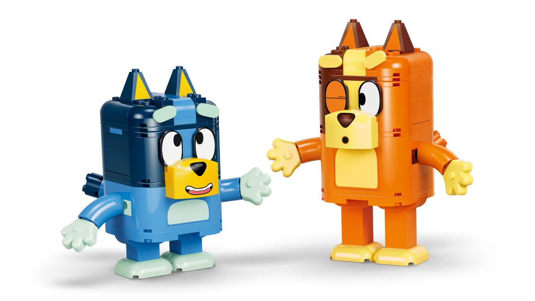 Bluey Brick-Built Bluey Family | 11217