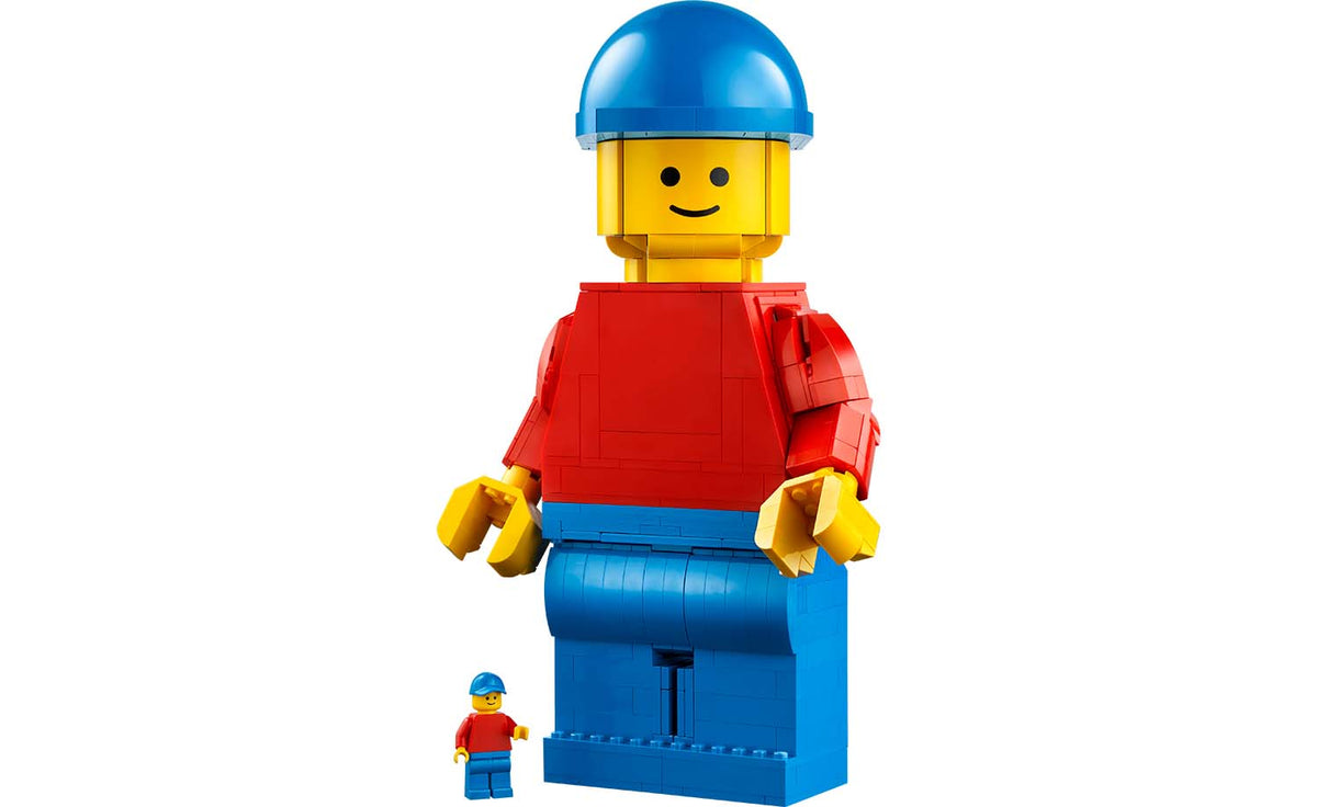 Iconic Up-Scaled Minifigure | 40649