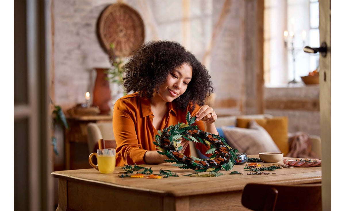 Botanicals Wreath | 10340