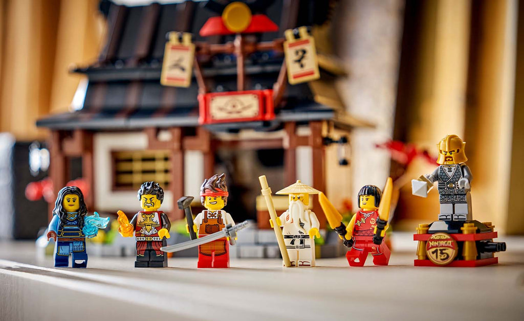 NINJAGO Four Weapons Blacksmith 15th Anniversary | 71858