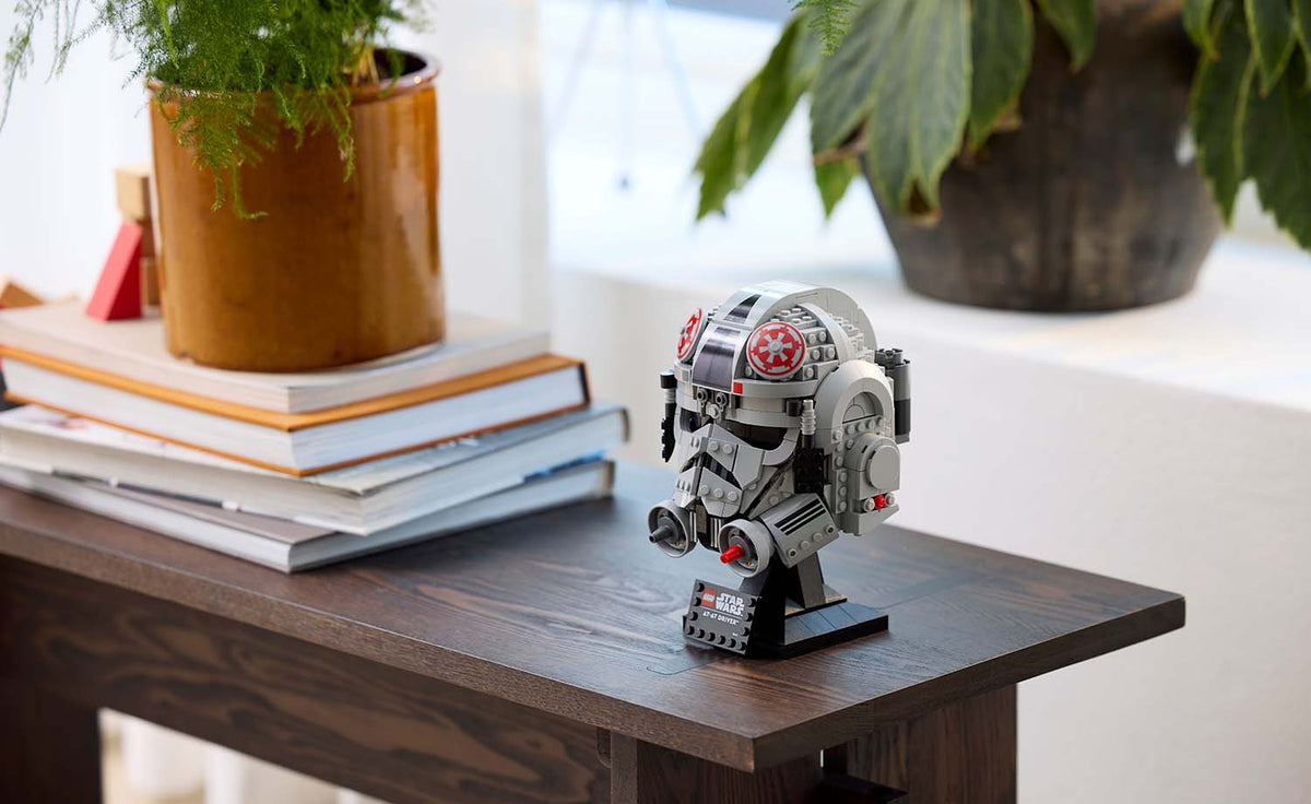 Star Wars AT-AT Driver Helmet | 75429